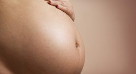 come-prevenire-le-smagliature-in-gravidanza