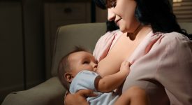 lostetrica-risponde-allattare-di-notte