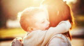 egoismo-di-mamma-momento-distacco