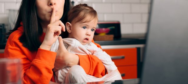 sono-una-mamma-bisogno-di-silenzio