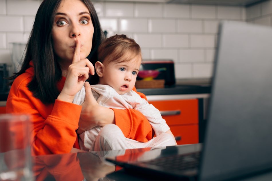 sono-una-mamma-bisogno-di-silenzio