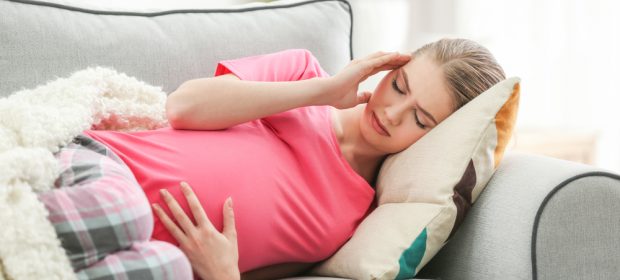 come-affrontare-il-mal-di-testa-in-gravidanza