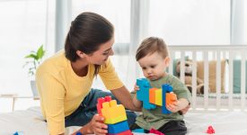 neo-mamme-annoiate-casa