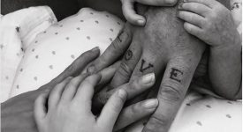 robbie-williams-papa-per-la-terva-volta-la-bimba-e-nata-da-una-madre-surrogata