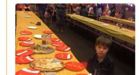 nessun-amico-partecipa-alla-festa-di-compleanno-di-teddy-la-foto-pubblicata-su-facebook-fa-il-giro-del-web