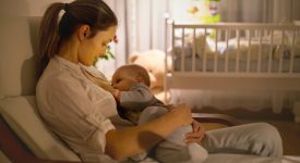 allattamento-al-seno-gli-effetti-benefici-degli-ormoni-sul-cervello-della-mamma