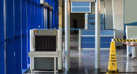 viaggiare-in-gravidanza-il-metal-detector-e-pericoloso