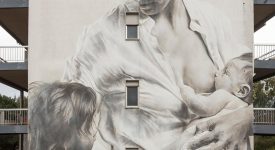 a-ragusa-unopera-di-street-art-per-celebrare-la-maternita