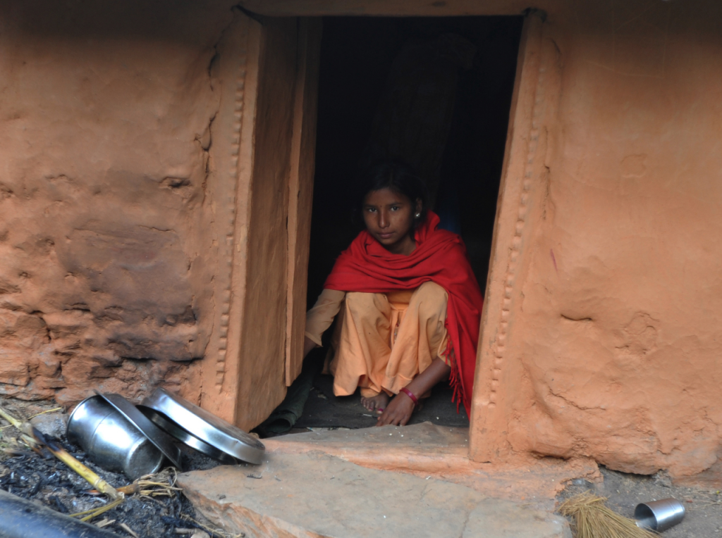 india-madre-e-figlia-muoiono-dopo-essere-stati-allontanati-a-causa-delle-mestruazioni