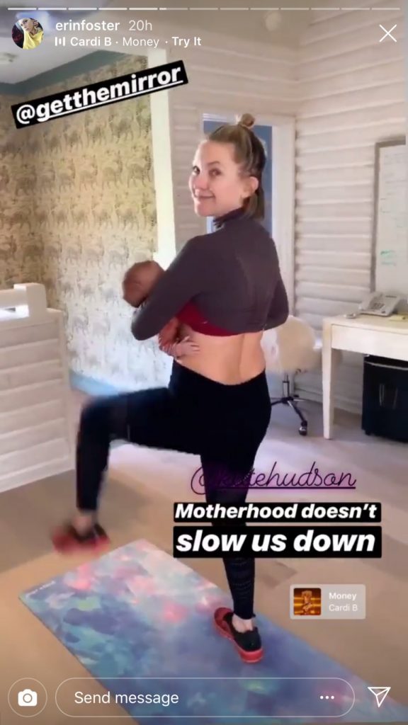kate-hudson-e-lallattamento-la-maternita-non-ci-rallenta