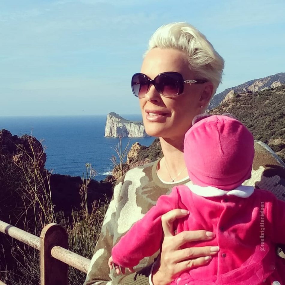 brigitte-nielsen-si-confessa-a-54-anni-e-stato-difficile-rimanere-incinta