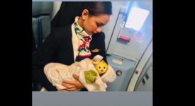 filippine-hostess-allatta-il-figlio-di-un-passeggero
