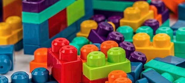 trovate-nelle-urine-dei-bambini-sostanze-impiegate-per-imballaggi-di-plastica-e-oggetti-usa-e-getta