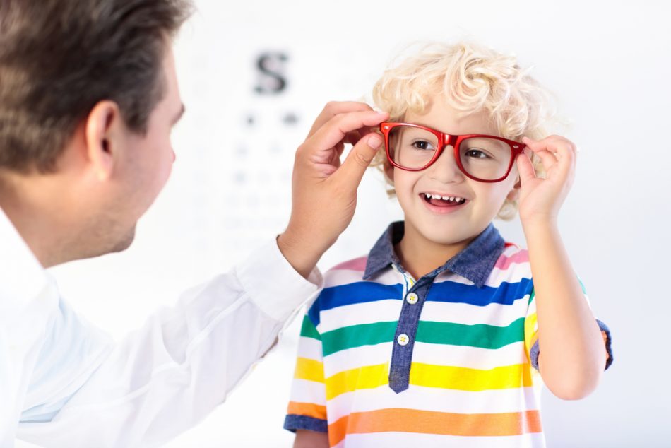 bambini-e-occhiali-da-vista-come-abituarli