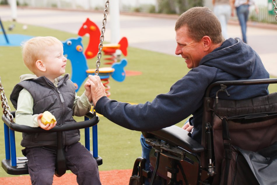 nei-nidi-di-bollate-bimbi-e-adulti-disabili-si-fanno-compagnia-a-vicenda