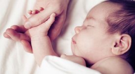 odore-della-neomamma-aiuta-il-legame-tra-papa-e-bebe