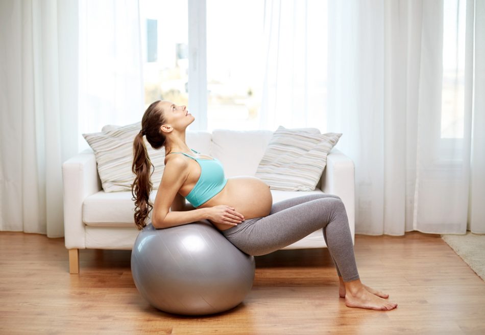 fitball-ecco-perche-e-utile-usarla-in-gravidanza