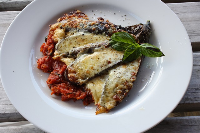 il-ristorante-che-aiuta-a-partorire-grazie-a-una-parmigiana