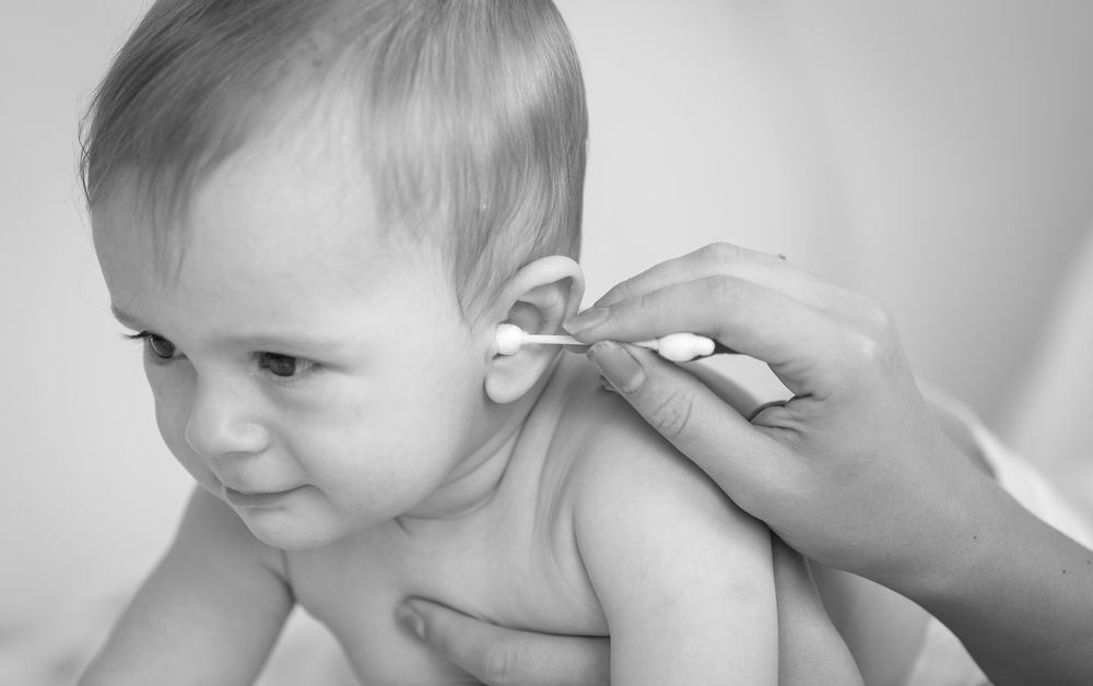 Cotton fioc e bambini: i consigli degli esperti