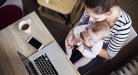 il-lavoro-e-la-maternita-quel-giudizio-non-richiesto-che-puo-far-male