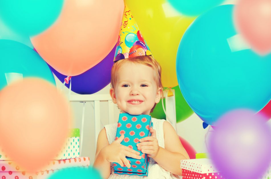 i-troppi-regali-e-i-nostri-bambini-li-staremo-viziando-troppo-forse