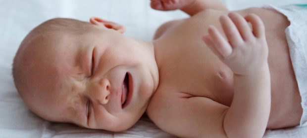 singhiozzo-nel-neonato-come-affrontarlo
