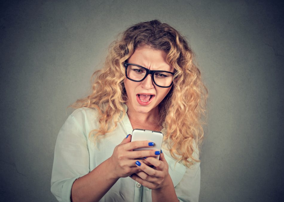 i-gruppi-whatsapp-dei-genitori-il-male-del-mondo