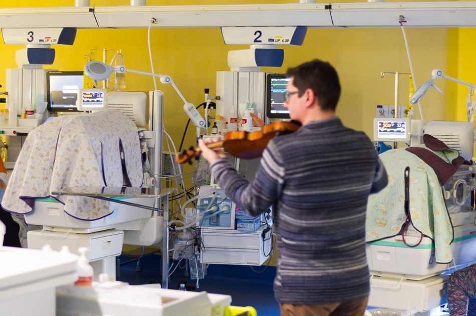 ninna-nanna-al-violino-per-i-bimbi-prematuri