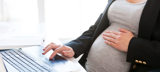 al-lavoro-fino-al-nono-mese-di-gravidanza-la-circolare-dellinps-e-i-requisiti
