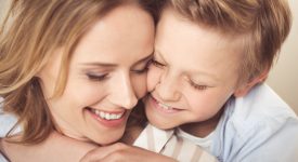 quelle-mamme-che-sembra-amano-troppo