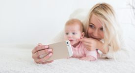 sempre-piu-foto-dei-bambini-sui-social:-e-giusto?