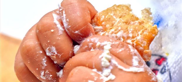 pasticciare-a-tavola-un-buon-modo-per-stimolare-lappetito-e-lapprendimento-linguistico