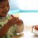 bryan-il-papa-che-ricicla-vecchi-pastelli-per-i-bimbi-in-ospedale