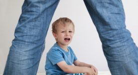 quando-il-bambino-dice-"no"-ma-vorrebbe-dire-"guardami"