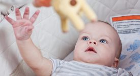 l'importanza-della-stimolazione-visiva-nel-neonato