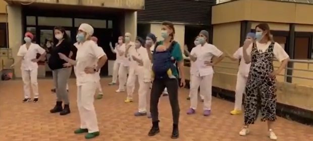 roma-riapre-il-punto-nascita-il-flashmob-delle-ostetriche