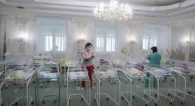 kiev:-bambini-nati-da-maternita-surrogata-lasciati-in-hotel-in-attesa-dei-genitori