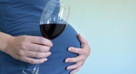 alcolici-in-gravidanza-ecco-perche-vanno-assolutamente-evitati