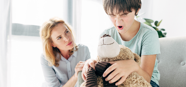 il-bambino-ci-sfida-ecco-come-gestirlo