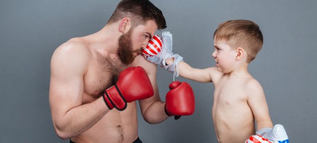 bambini-piccoli-maneschi-perche-e-come-reagire
