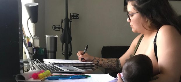 professore-impedisce-alla-mamma-di-allattare