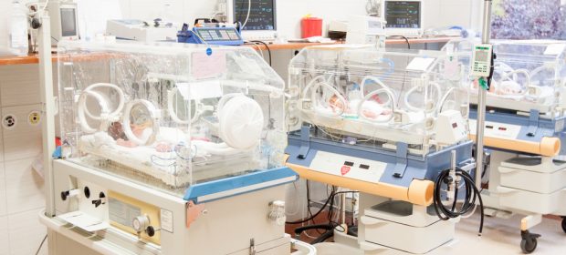 prematuri-e-vicini-di-incubatrice-6-anni-dopo-si-ritrovano-nella-stessa-scuola-elementare