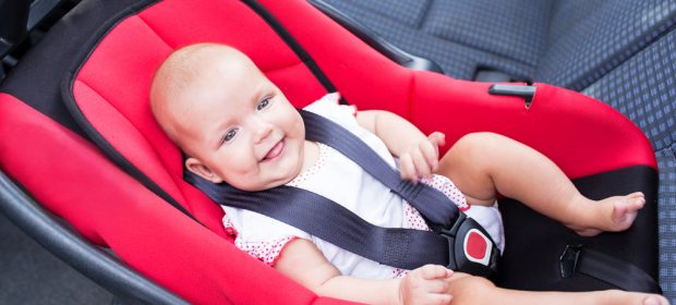 primi-viaggi-in-auto-meglio-ovetto-o-navicella