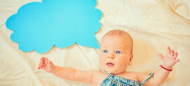 bimbi-e-linguaggio-come-viene-coinvolto-il-cervello-nelluso-delle-prima-parole