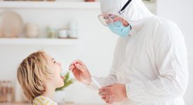 via-libera-ai-tamponi-rapidi-nelle-scuole-ecco-cosa-ce-da-sapere