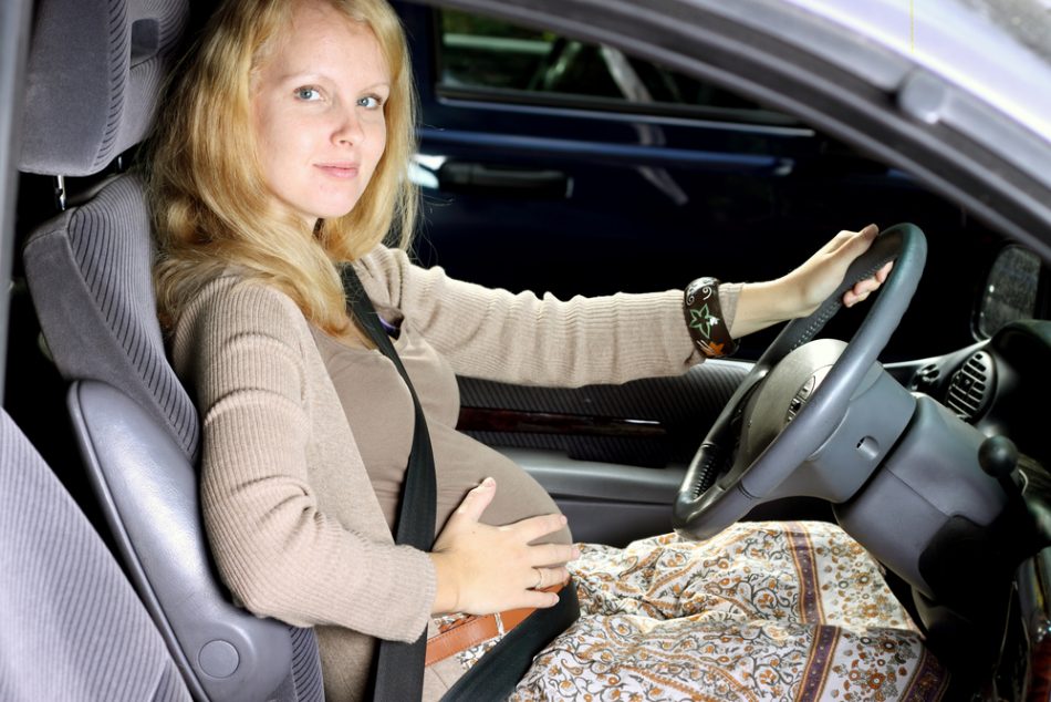 cinture-auto-in-gravidanza-indossarle
