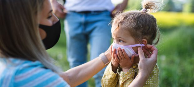 solo-l8-dei-bambini-trasmette-il-coronavirus-lo-studio-dei-pediatri