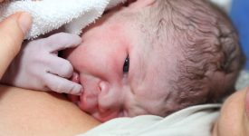 bimbo-nasce-con-gli-anticorpi-contro-il-covid-senza-aver-contratto-il-virus-primo-caso-al-mondo
