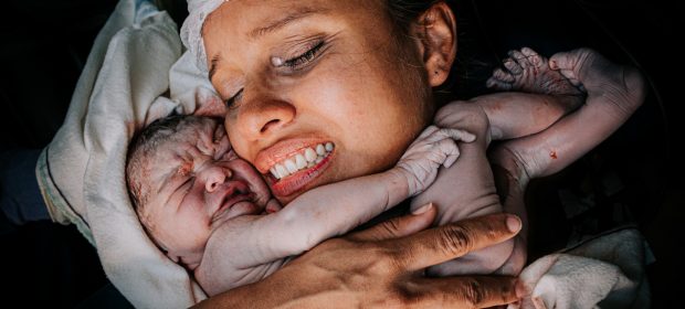 tutta-la-potenza-della-nascita-raccolta-in-26-scatti-ecco-le-immagini-piu-belle