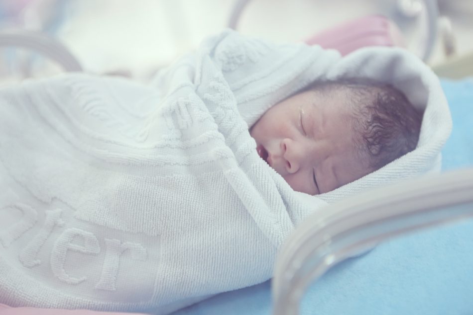 kiev-i-neonati-nati-da-madre-surrogate-si-ritrovano-senza-genitori-e-diritti-foto